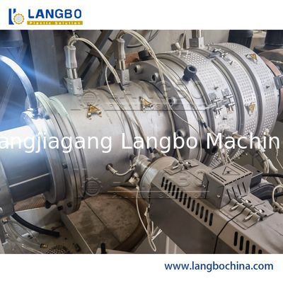 Machine d'extrusion de plastique Équipement plastique Extrudeuse de tuyaux PVC PP PE Ligne de production de fabrication de machines