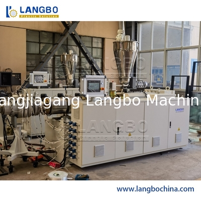 Tube de PVC faisant la machine, extrudeuse de tuyau de PVC, boudineuse à vis jumelle conique