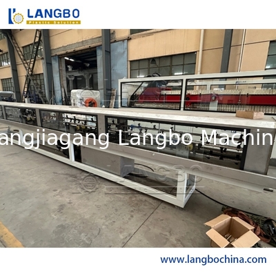 Machine à fabriquer des tuyaux en PVC à haute efficacité pour la construction et l'agriculture avec prix de fabrication