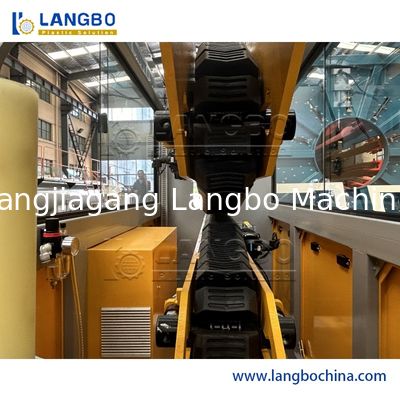 Fabrication de tubes en plastique à extrusion de conduits en PVC