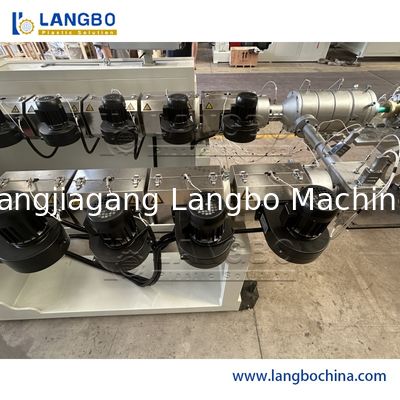 Machine de fabrication de tubes à extrudeuse à vis unique