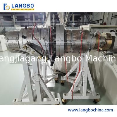 Extrudeuse de tuyaux en PVC : Équipement de production de tuyaux en plastique pour le drainage municipal