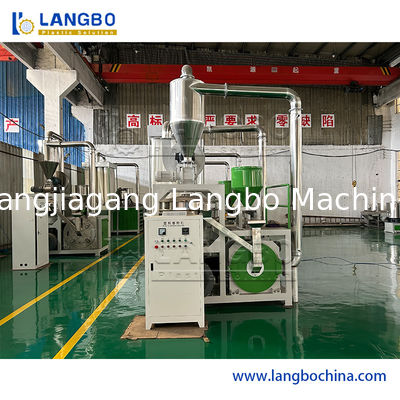 Machine de recyclage de plastique usagé PVC PP PE HDPE Pulvérisateur de granulés