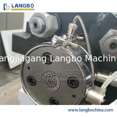 Ligne de production de médias à extruder