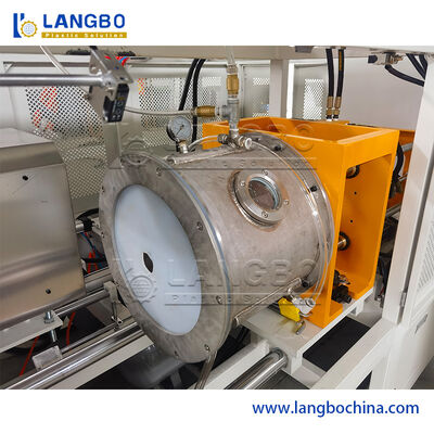 Machine automatique de prise de tuyaux en PVC