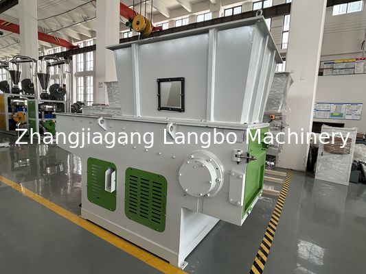 Broyeur de tuyaux en plastique usagé pour PP / PE / HDPE / LDPE / PVC