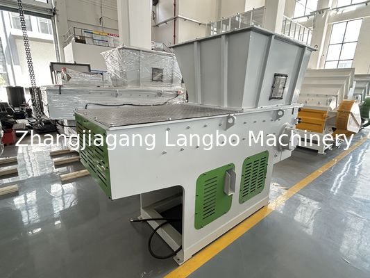 Broyeur de tuyaux en plastique usagé pour PP / PE / HDPE / LDPE / PVC