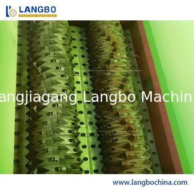 Broyeur déchiqueteur horizontal de déchets plastiques entièrement automatique, nouveau moteur, concassage de tuyaux en PVC, tuyaux ondulés en PE, machine de déchiquetage et de recyclage