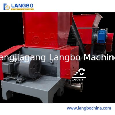 Machine de déchiquetage de déchets plastiques et papier, déchiquetage de feuilles de PP/PET dur, déchiquetage pour l'industrie du traitement des déchets