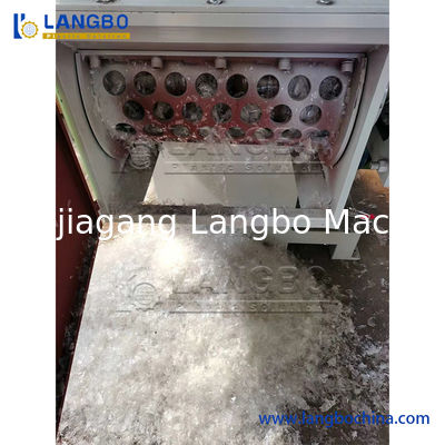 Machine à déchiqueter les déchets industriels en plastique morceaux de carton déchiqueter le concassage le recyclage