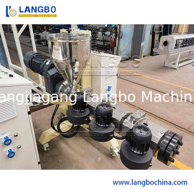 Ligne de production d'extrusion de tubes de tuyaux d'alimentation en eau, gaz et huile en PEHD, PPR, plastique en gros, extrudeuse monovis