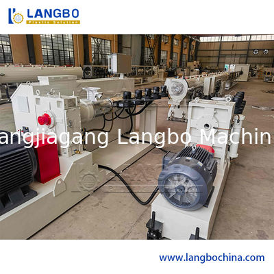 Ligne de production d'extrusion de tubes de tuyaux d'alimentation en eau, gaz et huile en PEHD, PPR, plastique en gros, extrudeuse monovis