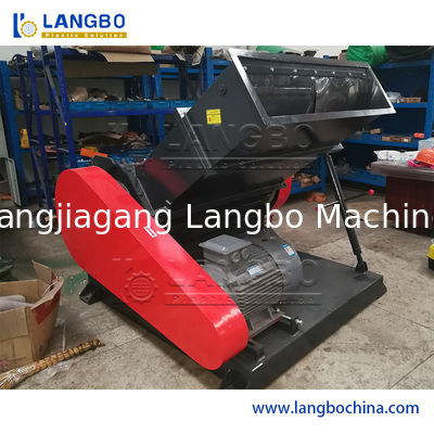Broyeur de recyclage de plastique pour bouteilles PET/PEHD/PEBD/PP/PE et sacs tissés