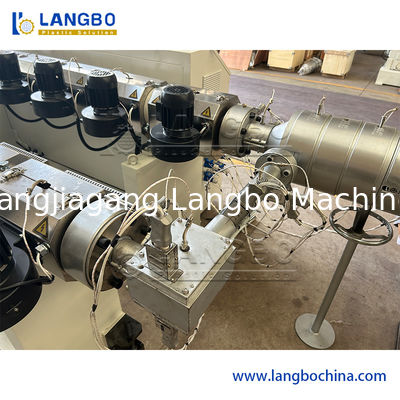 Machine de ligne de production automatique de tubes à eau en PE HDPE PPR en plastique