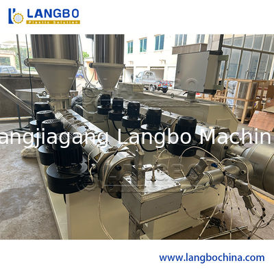 Machine de ligne de production automatique de tubes à eau en PE HDPE PPR en plastique