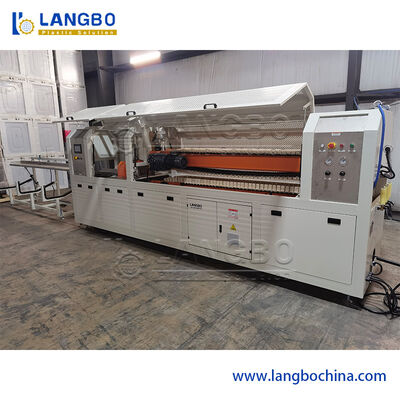 Ligne en plastique d'extrusion de profil de PVC de 20 M pour la fabrication de tuile de coin de plafond de mur