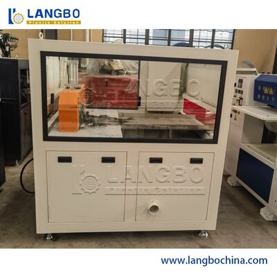 ligne d'extrusion de profil de PVC de 300mm avec la double boudineuse à vis conique