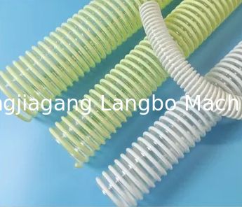Ligne de production de tuyaux ondulés simple paroi en plastique Machine plastique