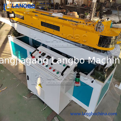 Ligne de production de tuyaux ondulés simple paroi en plastique Machine plastique