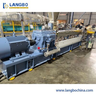 alimentation supérieure actionnée semi automatique en plastique de machine de la pelletisation 150kg/H