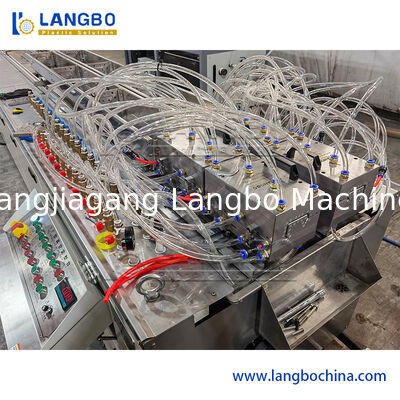 Prix d'usine 55/110 extrudeuse à double vis conique ligne d'extrusion de câbles en PVC avec taille de profil 1180 mm et puissance du moteur 22 kW