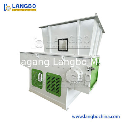 Broyeur de carton, papier, pneus, caoutchouc, bois, grume, barils, fûts, tuyaux et plastique pour le recyclage