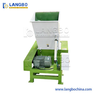 Machine de déchiquetage de concasseur de plastique Pet Concasseur de bouteille de plastique Machine de découpe de corde de plastique