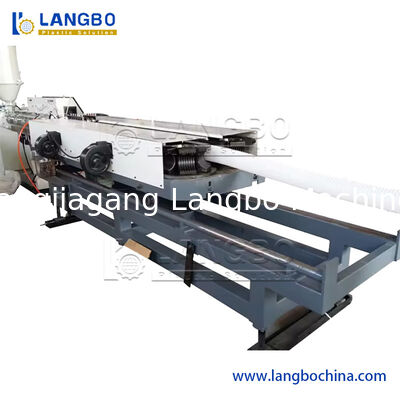 Ligne d'extrusion de tuyaux PP PVC UPVC Opvc pour l'approvisionnement en gaz et en eau, le drainage, les tubes électriques, ligne d'extrusion de tuyaux en plastique ondulés à paroi simple