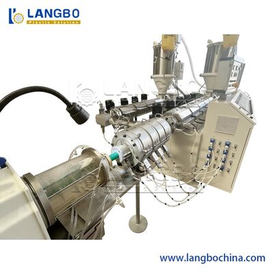 Machine de fabrication de tuyaux PPR de 16 à 400 mm, ligne de production de tuyaux à eau chaude et froide entièrement automatique