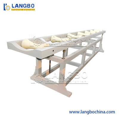 Machine de ligne d'extrusion de tuyaux en PVC UPVC 75-250 mm avec extrudeuse 80/156