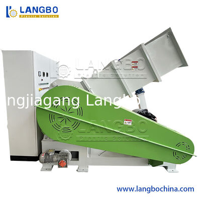 Concasseur de plastique verticale puissant pour tuyaux en PVC PP HDPE LDPE PE Pet Bottle Crushing avec une capacité de production de 100 à 2000 kg/h