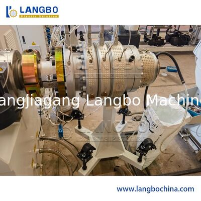 Ligne d'extrusion de tuyaux en PVC et machine de fabrication