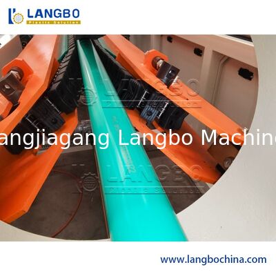 Machine d'extrusion pour la fabrication de tuyaux de drainage en PVC de bonne qualité, 20-200 mm