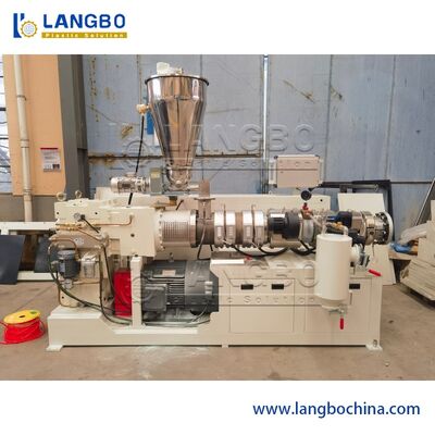 Produit d'extrusion de tuyaux d'alimentation en PVC