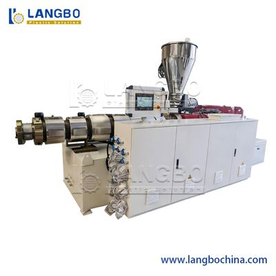 Machine d'extrusion de plastique pour fenêtre/clôture/pédale/tableau/plancher/toit/bordure/encastrement/corps/cadre/paneau mural/porte/plafond/profil de jointure