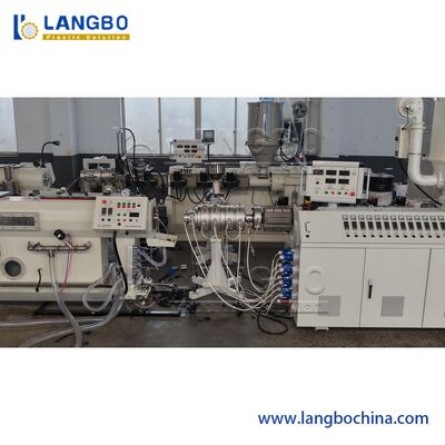 Ligne d'extrusion de tuyaux PE Formes personnalisables réduisant les pannes d'équipement