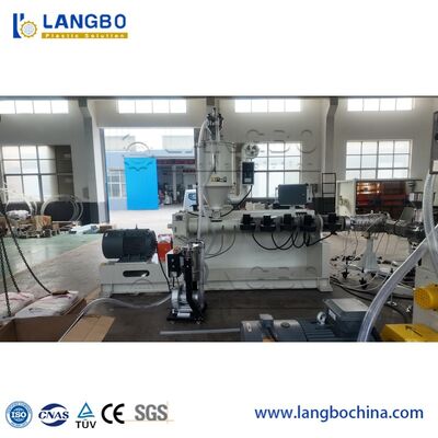 Ligne d'extrusion de tuyaux en PE de type HDPE avec une portée de tuyaux de 16 à 800 mm et une capacité de 60 à 900 kg pour les tuyaux d'eau et de conduites