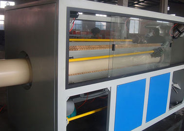Ligne d'extrusion de tuyau de PVC adaptée aux besoins du client par vis jumelle avec la grande vitesse et la capacité