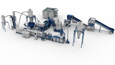 Ligne de réutilisation en plastique de rebut automatique de convoyeur à bande pour réutiliser des films de PE de pp