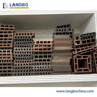 Machine de pontage WPC | Refroidissement contrôlé pour réduire la déformation des planches