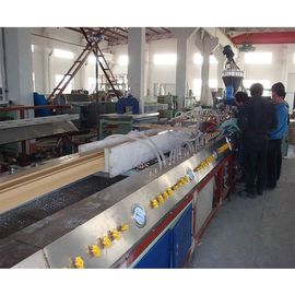 Ligne adaptée aux besoins du client pièce électrique principale d'extrusion de profil de fenêtre de PVC de tension de Siemens