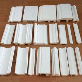Extrudeuse à mousse de profilés en PVC en plastique WPC Widows Door Frame Floors PP PE PC Hollow Board Sealing Strip ABS PMMA Profile Extrusion Line