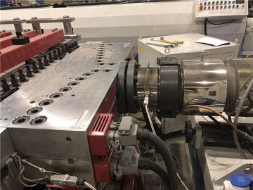 Chaîne de production de feuille de PVC de panneau de plafond, fenêtre du contrôle UPVC de PLC faisant la machine