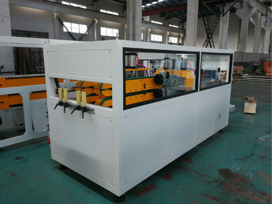 Double ligne d'extrusion de tuyau de PVC de vis, conduite d'eau en plastique, tube de PVC faisant la machine, vis jumelle conique
