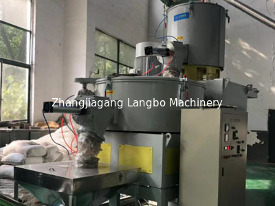Machine de fabrication de panneaux à flûte WPC pour la décoration intérieure et extérieure