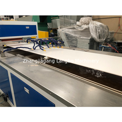 Fabrication de profils personnalisés de machines d'extrudeuse en plastique économes en énergie