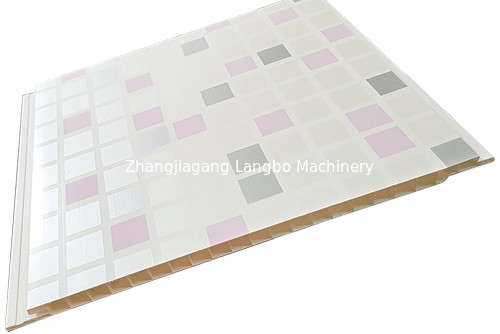 1180MM ligne de production de panneaux en PVC large avec une production élevée