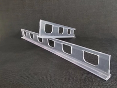 Ligne de production de profilés PVC transparents pour les câbles de supermarchés