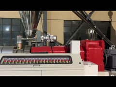 Ligne de production de tuyaux en PE 500-1200 mm en PEHD avec coupeuse sans élan