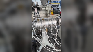 Machine de fabrication de tuyaux PE de 20 à 110 mm